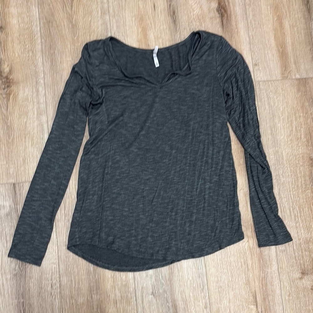 BKE Green Fitted Long Sleeve Blouse